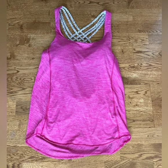 Lululemon 🍋 Free To Be Wild Tank in Bright Pink and Cream Dottie Dash Size 8 - Picture 4 of 9